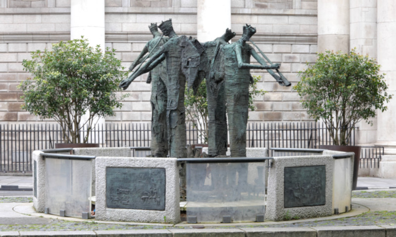 Memorial Fountain