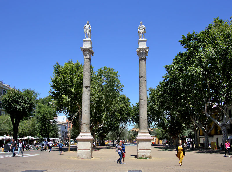 Hercules Mall_Roman Sculptures_Hercules and Julius Ceasar, Seville, Spain