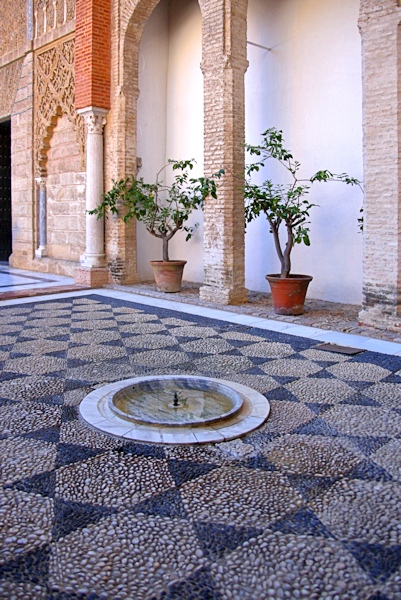 Upper Palace_Lower Courtyard, Alcazar, Seville, Spain