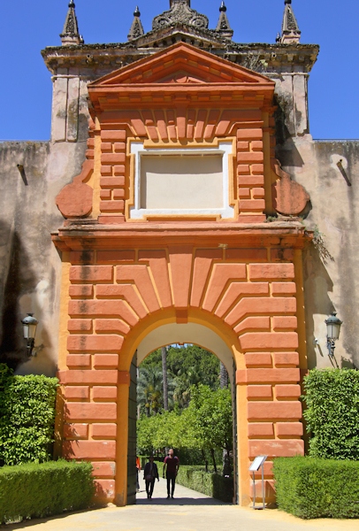 Garden, Alcazar, Seville, Spain