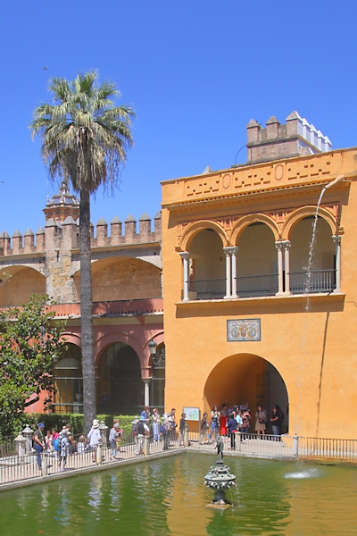 Garden, Alcazar, Seville, Spain