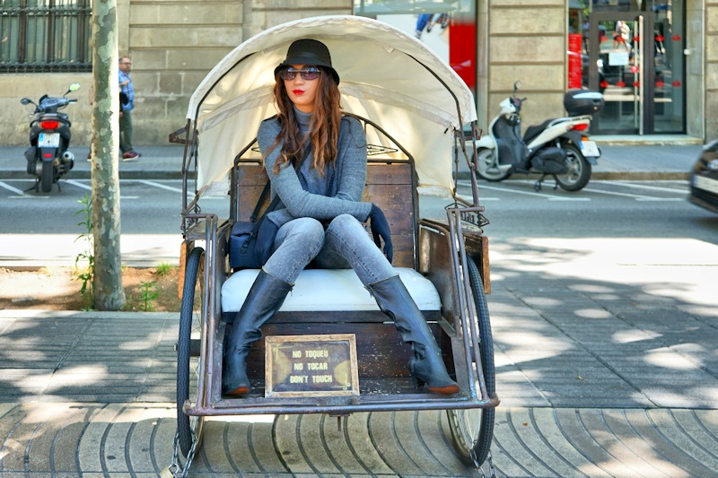 Wax image in La Rambla, barcelona, Spain